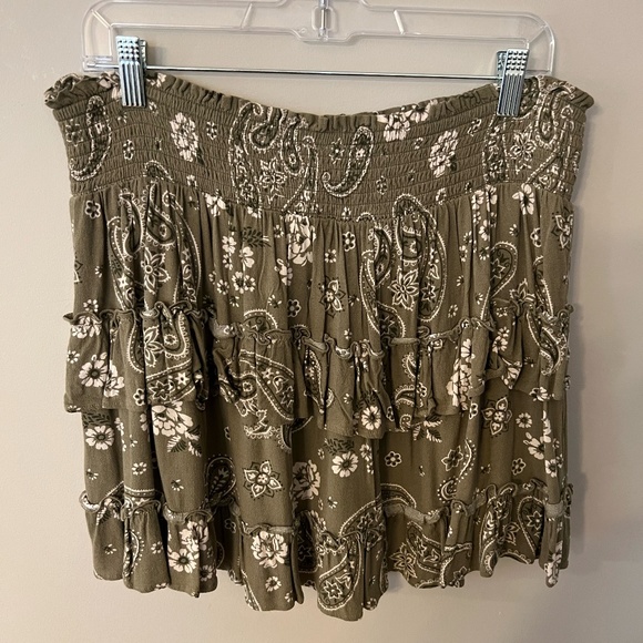 Green Bandanna Pattern Aerie Skirt - Picture 3 of 5